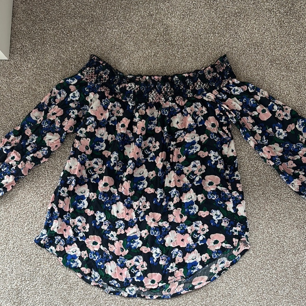 Abercrombie & Fitch Floral Off-Shoulder Blouse